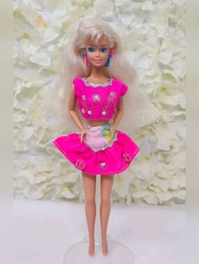 Mattel Vintage Paint 'N Dazzle Barbie Doll Blonde Superstar Era Blond Neon Pink
